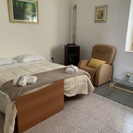 Fra Il Mare E La Sila Apartment Cerenzia Luaran gambar